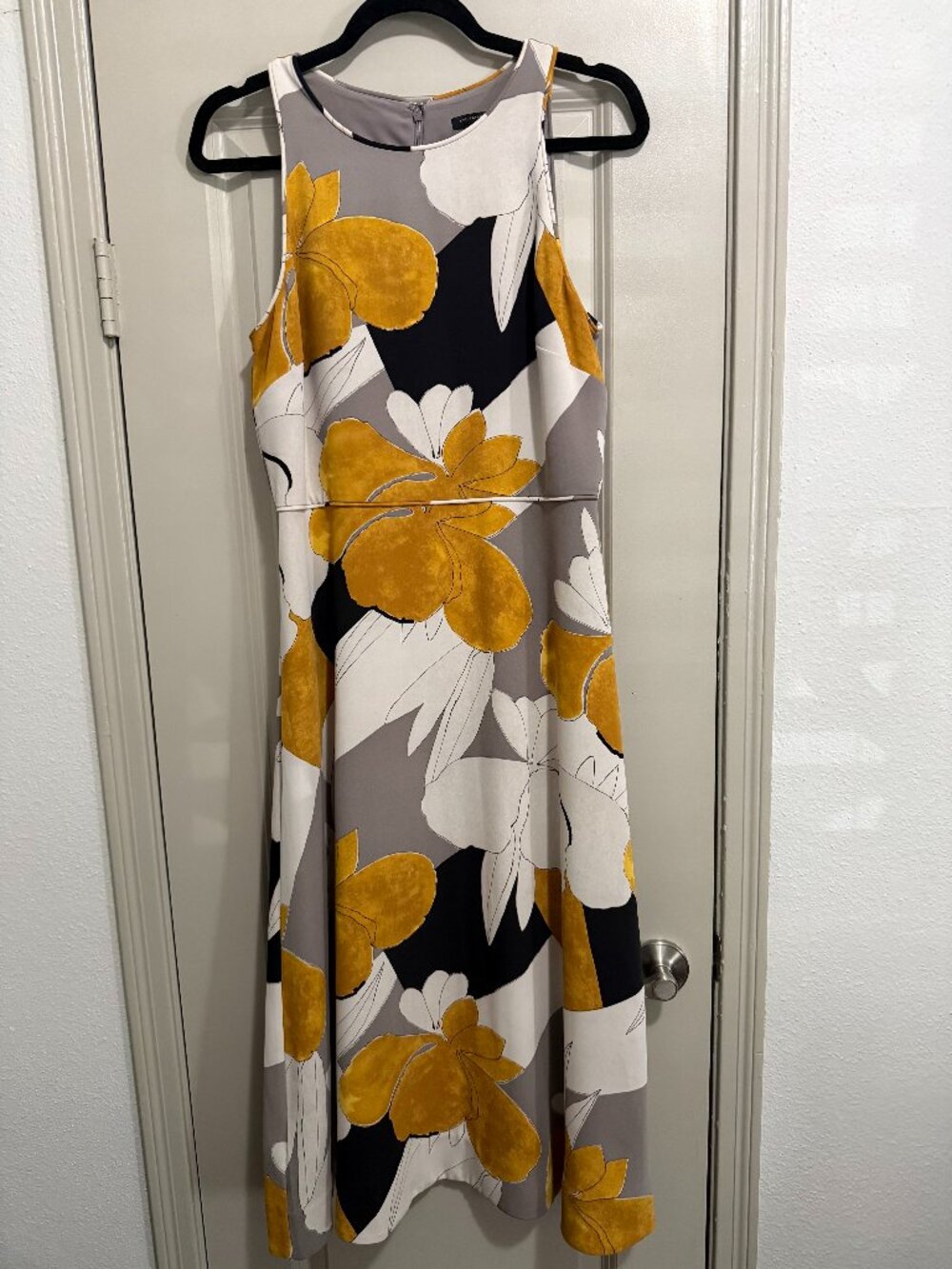 Ann Taylor Sleeveless Midi Dress Floral Size 8 Grey Black Yellow
